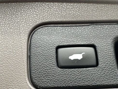 Used 2012 Honda Odyssey EX-L image 16