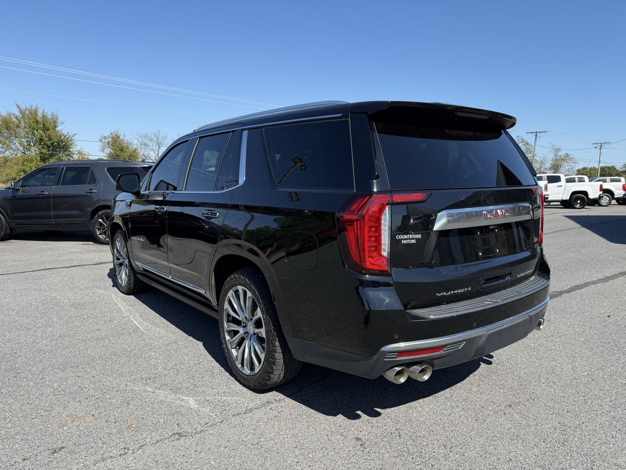 Used 2021 GMC Yukon Denali w/ Denali Ultimate Package AWD/4WD image 4