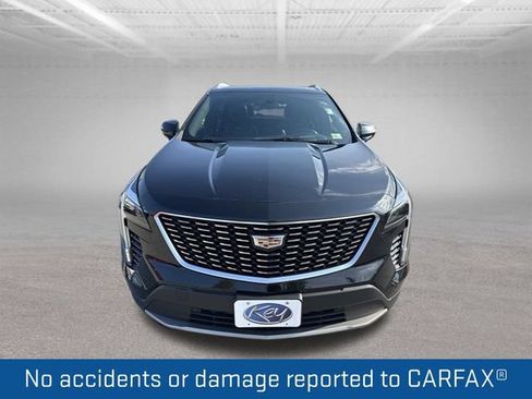 Used 2023 Cadillac XT4 Premium Luxury w/ Technology Package AWD/4WD image 2