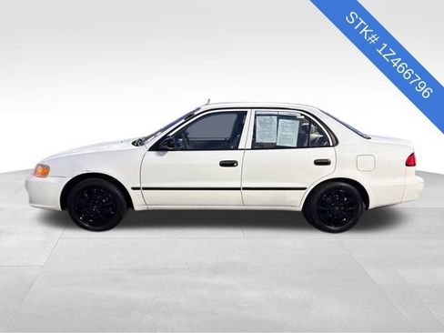 Used 2001 Toyota Corolla CE image 4