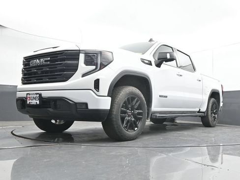 Used 2023 GMC Sierra 1500 Elevation w/ Preferred Package AWD/4WD image 50
