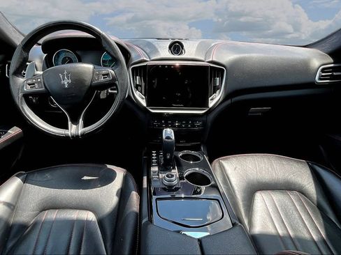 Used 2022 Maserati Ghibli Modena RWD image 7