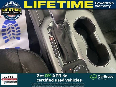 Used 2025 Chevrolet Blazer LT FWD image 16