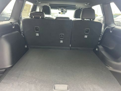 New 2025 Jeep Grand Cherokee Altitude image 25