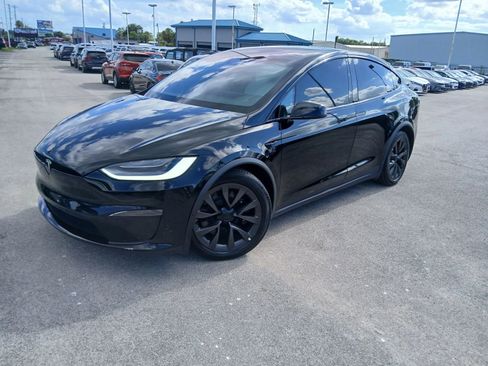 Used 2022 Tesla Model X AWD/4WD image 2