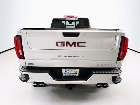 Used 2025 GMC Sierra 1500 Denali w/ Denali Reserve Package image 6
