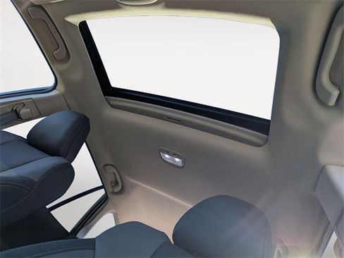 Certified 2025 Subaru Outback Onyx Edition XT image 24