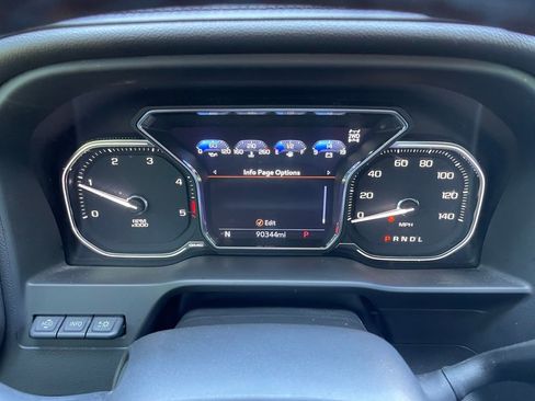 Used 2020 GMC Sierra 2500 AT4 w/ AT4 Premium Package image 15