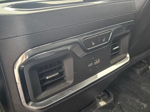 Used 2024 GMC Sierra 1500 SLT w/ SLT Premium Plus Package AWD/4WD image 8