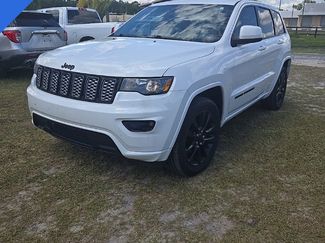 Used 2018 Jeep Grand Cherokee Altitude image 1