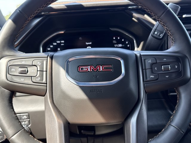 Used 2025 GMC Sierra 2500 AT4 AWD/4WD image 24