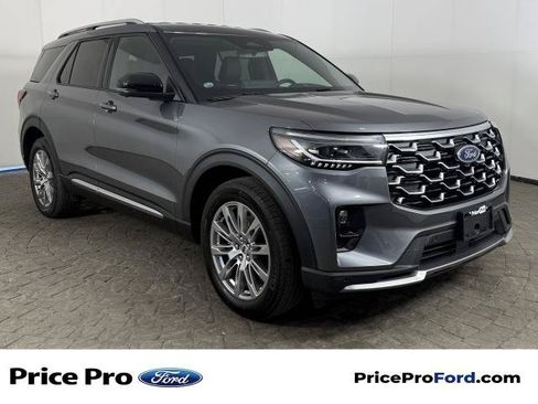 Certified 2026 Ford Explorer Platinum AWD/4WD image 1