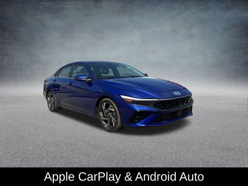 Used 2025 Hyundai Elantra Limited FWD image 8