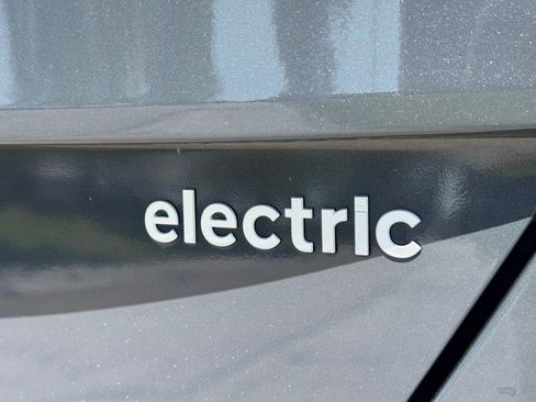 Certified 2024 Hyundai Kona SEL FWD image 10