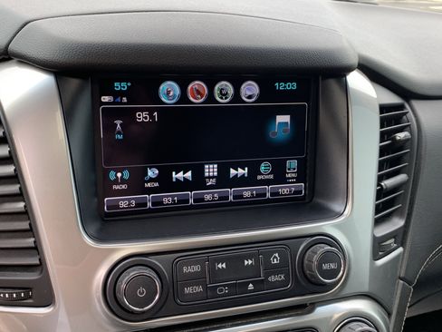 Used 2019 Chevrolet Tahoe LT w/ Luxury Package AWD/4WD image 33