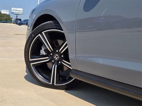 Used 2024 Honda Accord Sport image 29