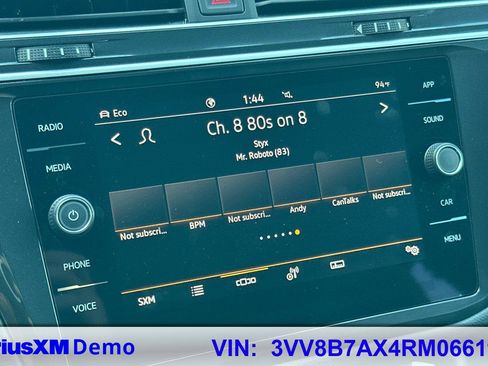 Certified 2024 Volkswagen Tiguan SE R-Line image 28