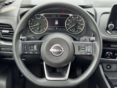 Used 2024 Nissan Rogue SV AWD/4WD image 10