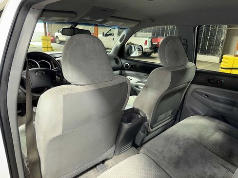 Used 2010 Toyota Tacoma 4x4 Double Cab image 26