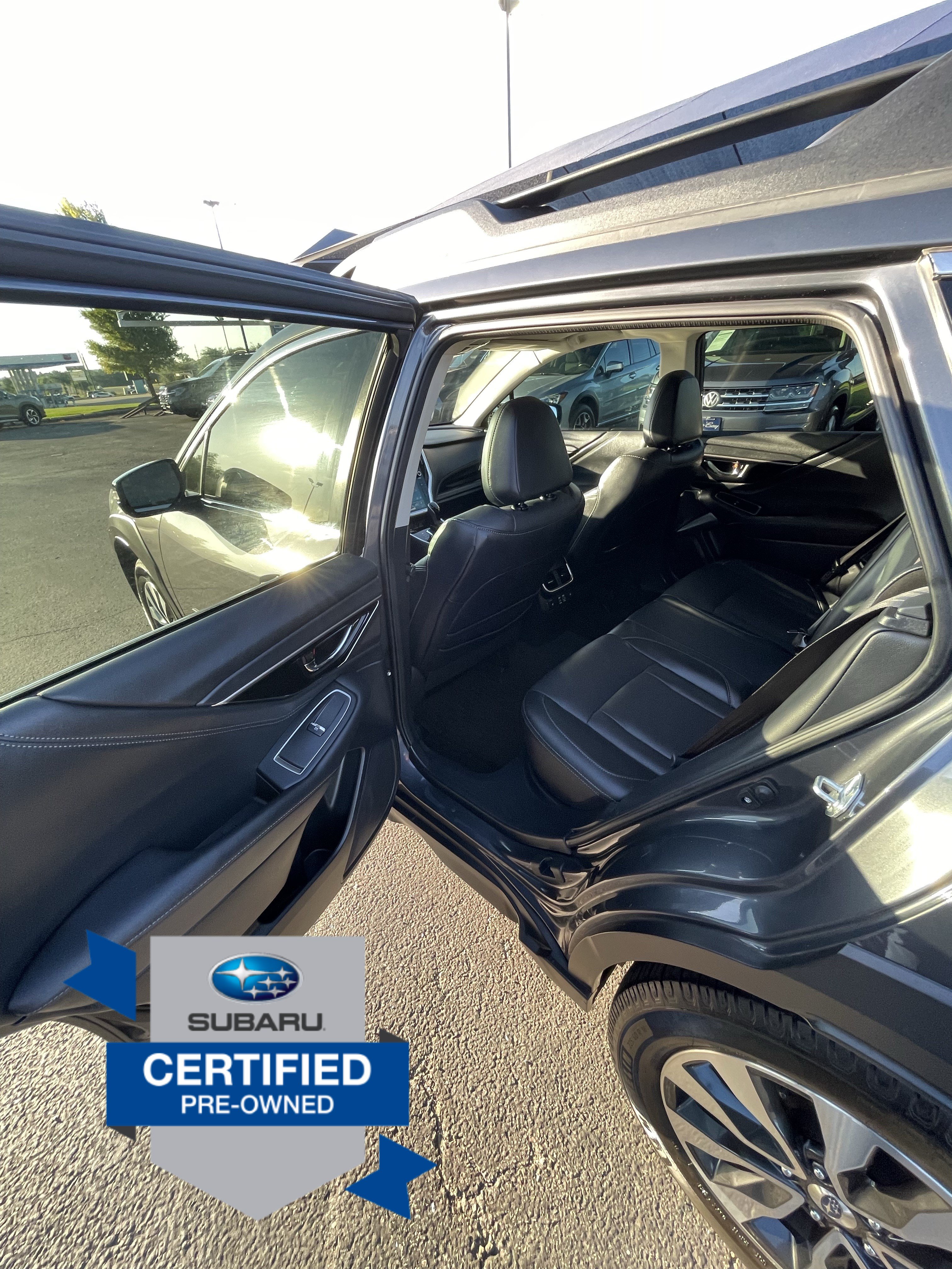 Used 2023 Subaru Outback Limited AWD/4WD image 14