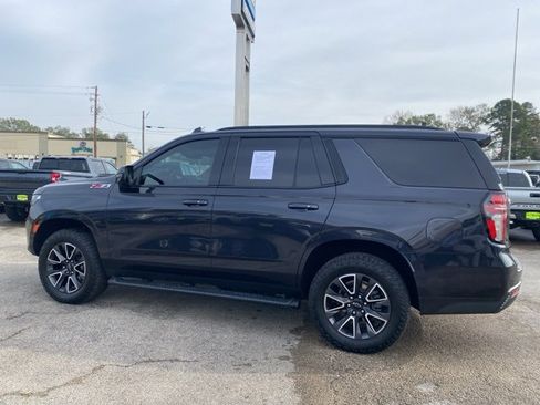 Used 2022 Chevrolet Tahoe Z71 w/ Luxury Package image 3