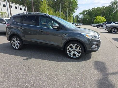 Used 2018 Ford Escape Titanium w/ Ford Safe & Smart Package image 6