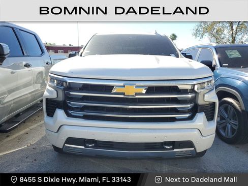 Used 2023 Chevrolet Silverado 1500 High Country w/ High Country Premium Package image 2