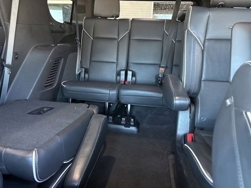 Used 2023 Cadillac Escalade Sport image 6