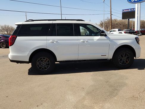 New 2026 Ford Expedition Tremor image 5