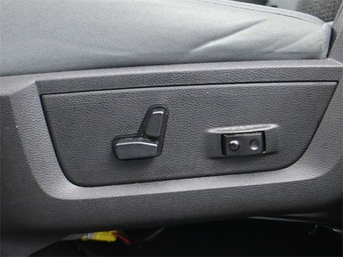 Used 2019 RAM 1500 Classic Warlock w/ Electronics Group image 11