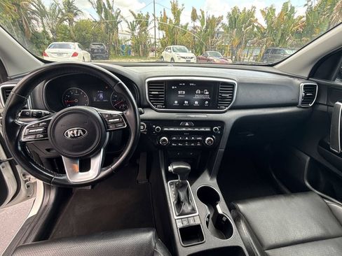 Used 2021 Kia Sportage EX AWD/4WD image 14