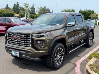 Used 2024 GMC Canyon Denali