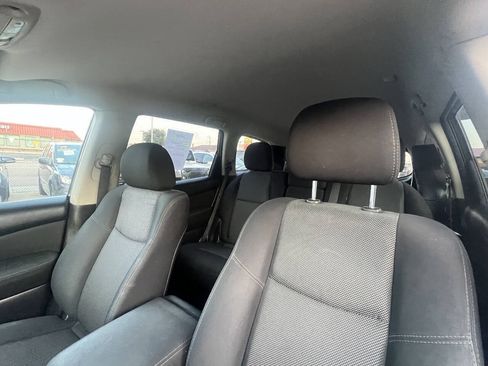 Used 2017 Nissan Pathfinder S AWD/4WD image 19
