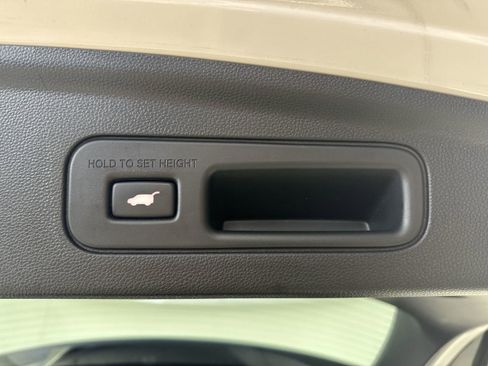 Used 2023 Acura MDX A-Spec image 35