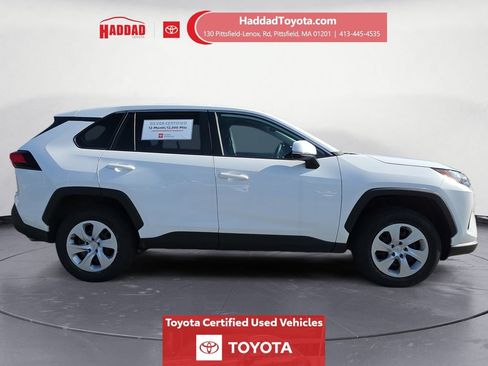 Certified 2024 Toyota RAV4 LE AWD/4WD image 7