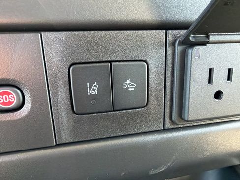 New 2025 Chevrolet Express 2500 w/ Driver Convenience Package image 27