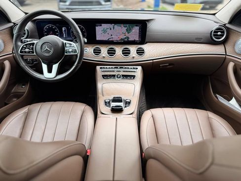 Used 2020 Mercedes-Benz E 450 4MATIC Wagon image 13