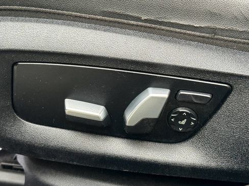 Used 2018 BMW 530i xDrive image 24