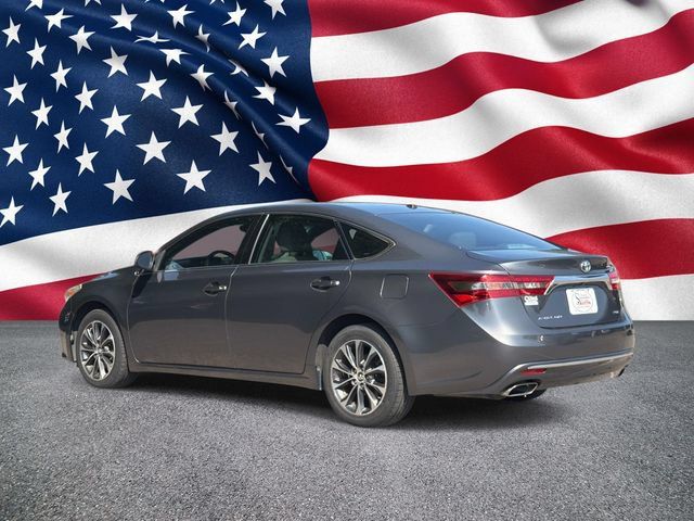 Used 2018 Toyota Avalon XLE Premium FWD image 10