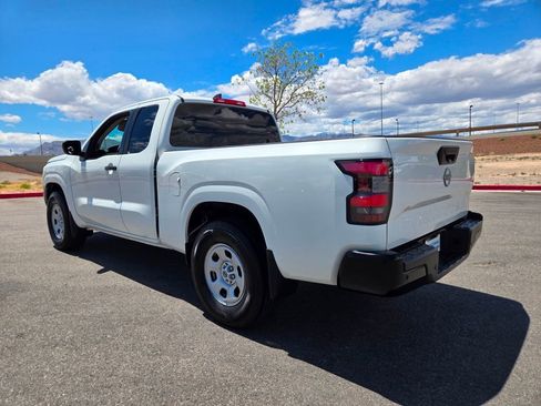 Used 2022 Nissan Frontier S w/ Technology Package RWD image 5