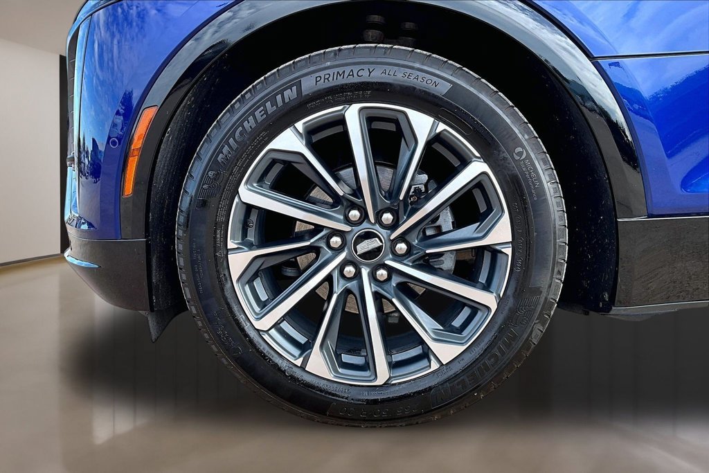 Used 2024 Cadillac Lyriq Sport w/ LPO, Floor Liner Package AWD/4WD image 8