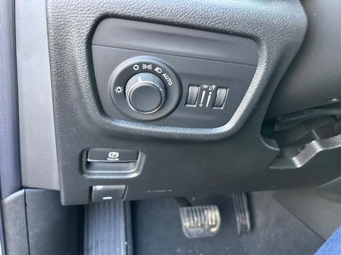 New 2026 Jeep Grand Cherokee Altitude AWD/4WD image 24
