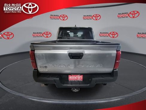 New 2026 Toyota Tacoma SR AWD/4WD image 7