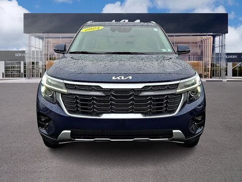 Certified 2024 Kia Seltos EX image 2