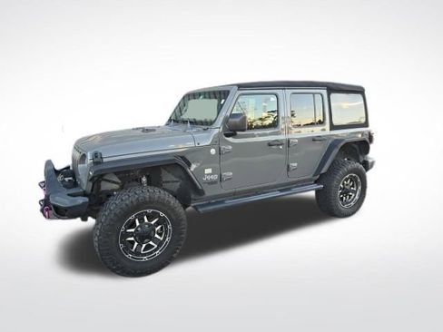 Used 2020 Jeep Wrangler Unlimited Sport S image 3