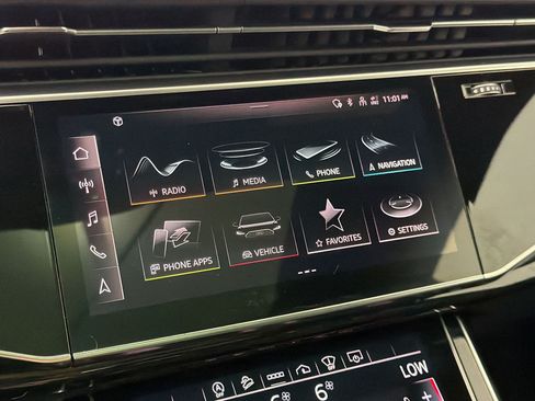 Used 2021 Audi Q8 Prestige w/ Prestige Package AWD/4WD image 19