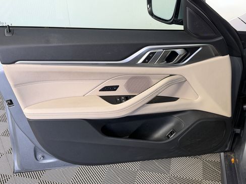 Used 2023 BMW i4 eDrive35 image 12