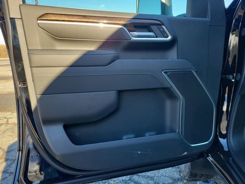 New 2026 GMC Sierra 3500 SLE image 15