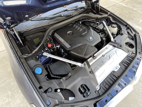 Certified 2025 BMW X4 xDrive30i w/ Premium Package AWD/4WD image 32