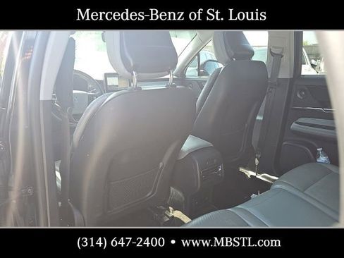 Used 2020 Lincoln Corsair Reserve w/ Equipment Group 201A image 12